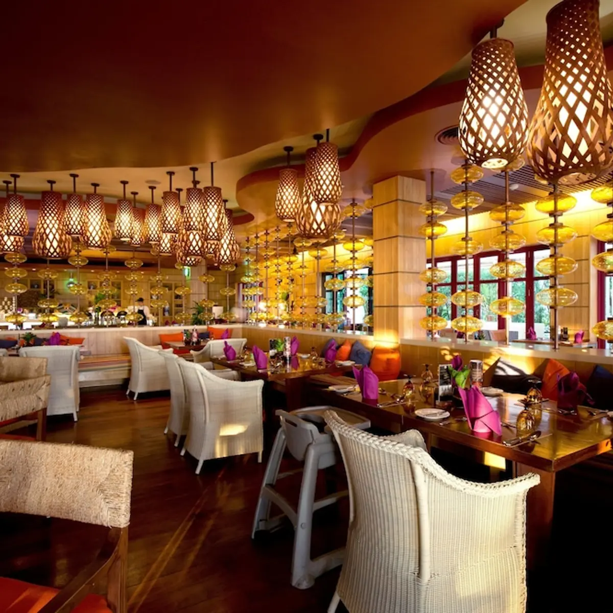 Centara Grand Beach Resort Phuket, Karon, Thailand 6