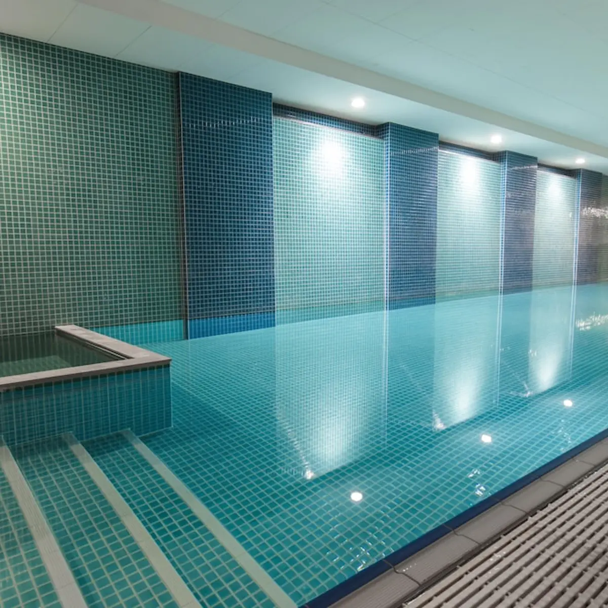 Oaks Glenelg Plaza Pier Suites, Glenelg, Australia 8