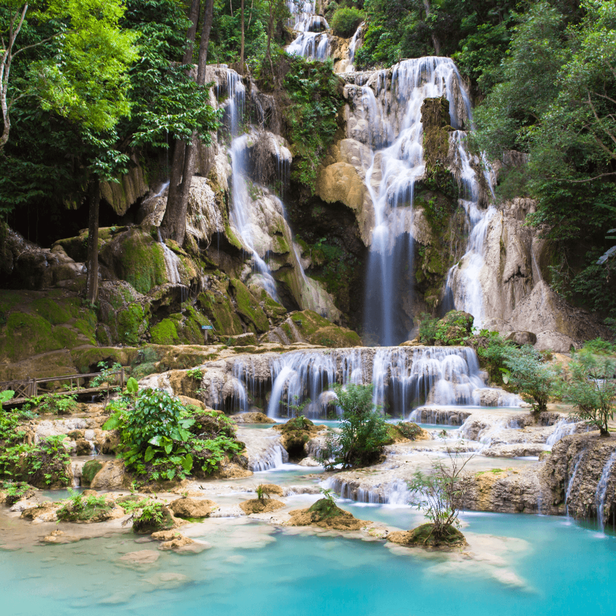 Deluxe 20-Day Vietnam, Cambodia, Laos & Thailand Discovery 2026 with Ha Long Bay, Siem Reap, Luang Prabang & Bangkok by  8