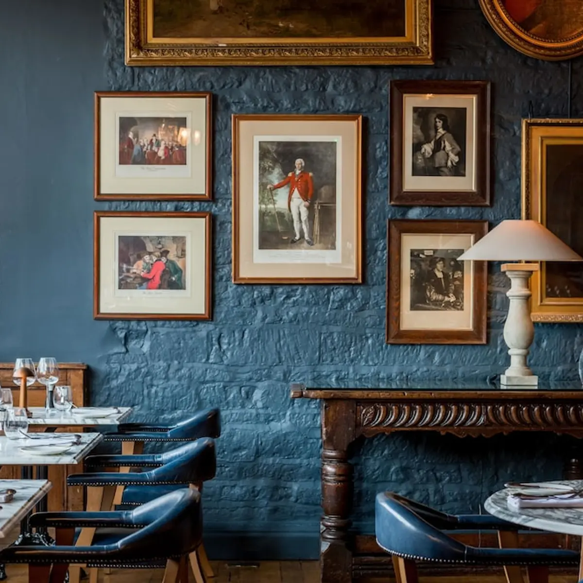 The Lygon Arms, Broadway, United Kingdom 5