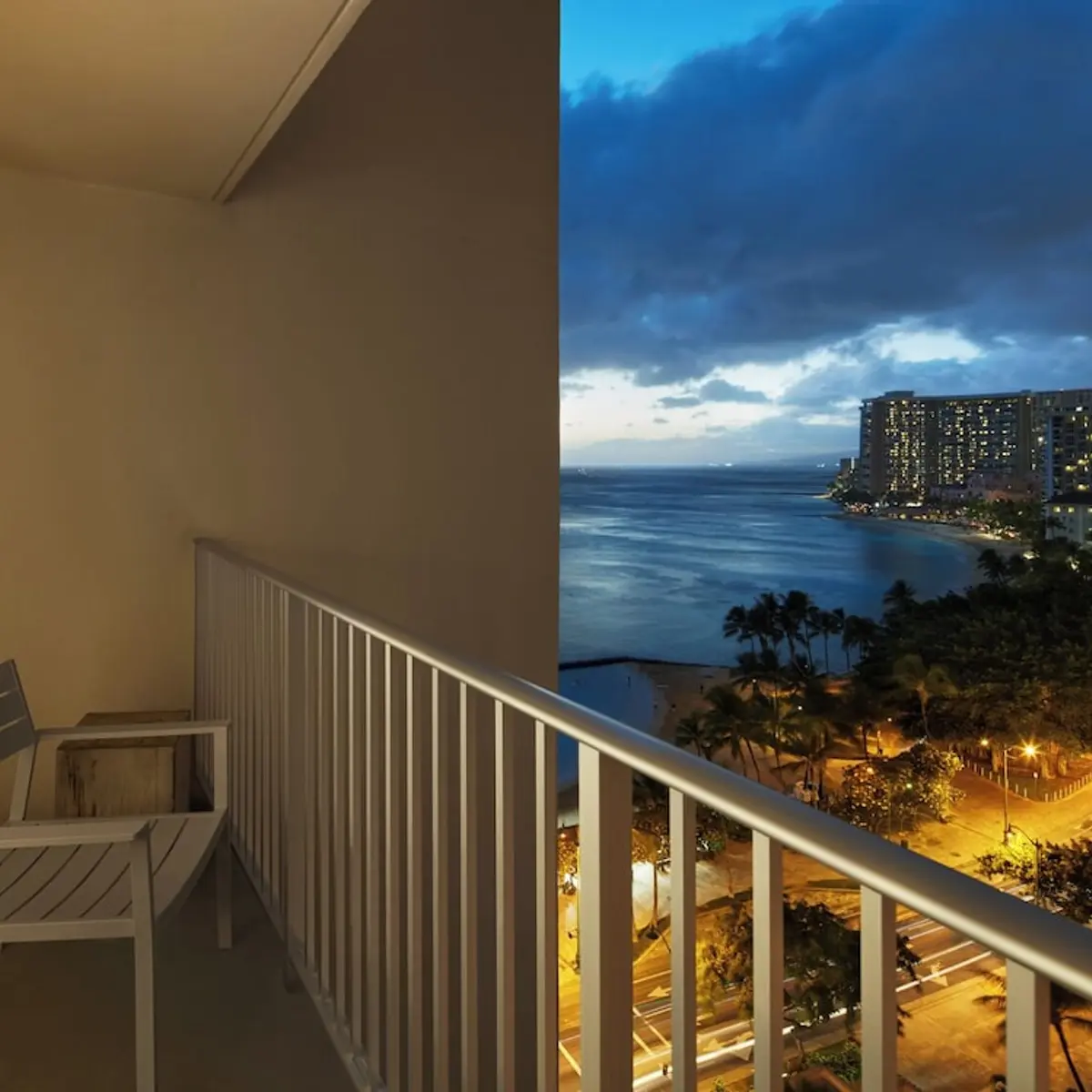 'Alohilani Resort Waikiki Beach, Honolulu, United States 4