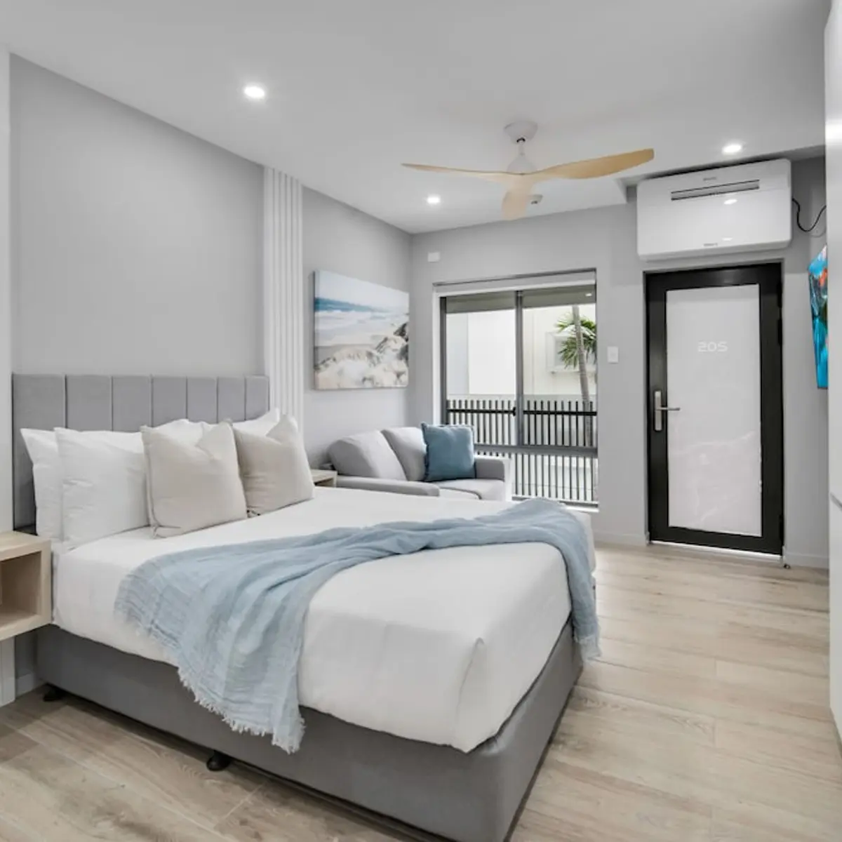 Belmoral Corporate Suites, South Townsville, Australia 5