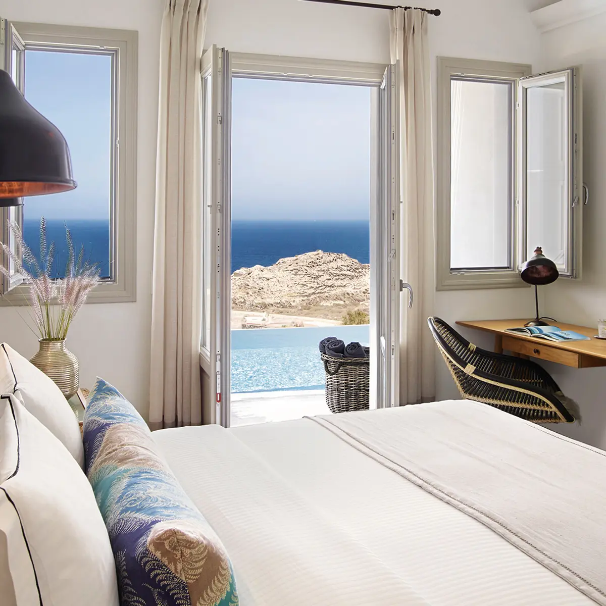 Santo Pure Luxury Suites & Spa, Santorini, Greece 3