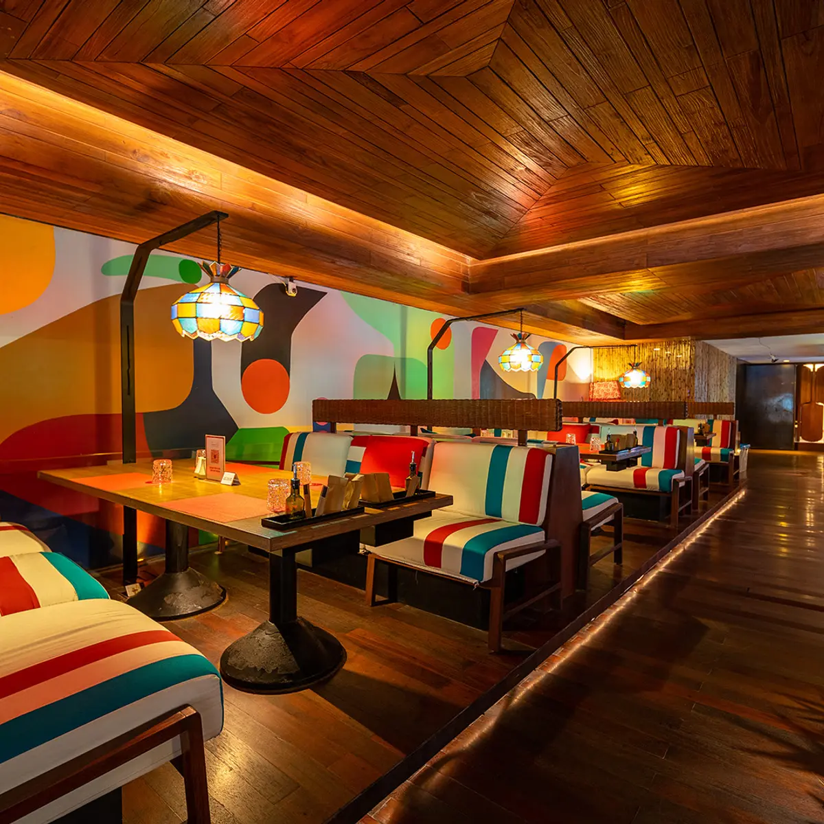 Double-Six Luxury Hotel, Seminyak, Bali 8