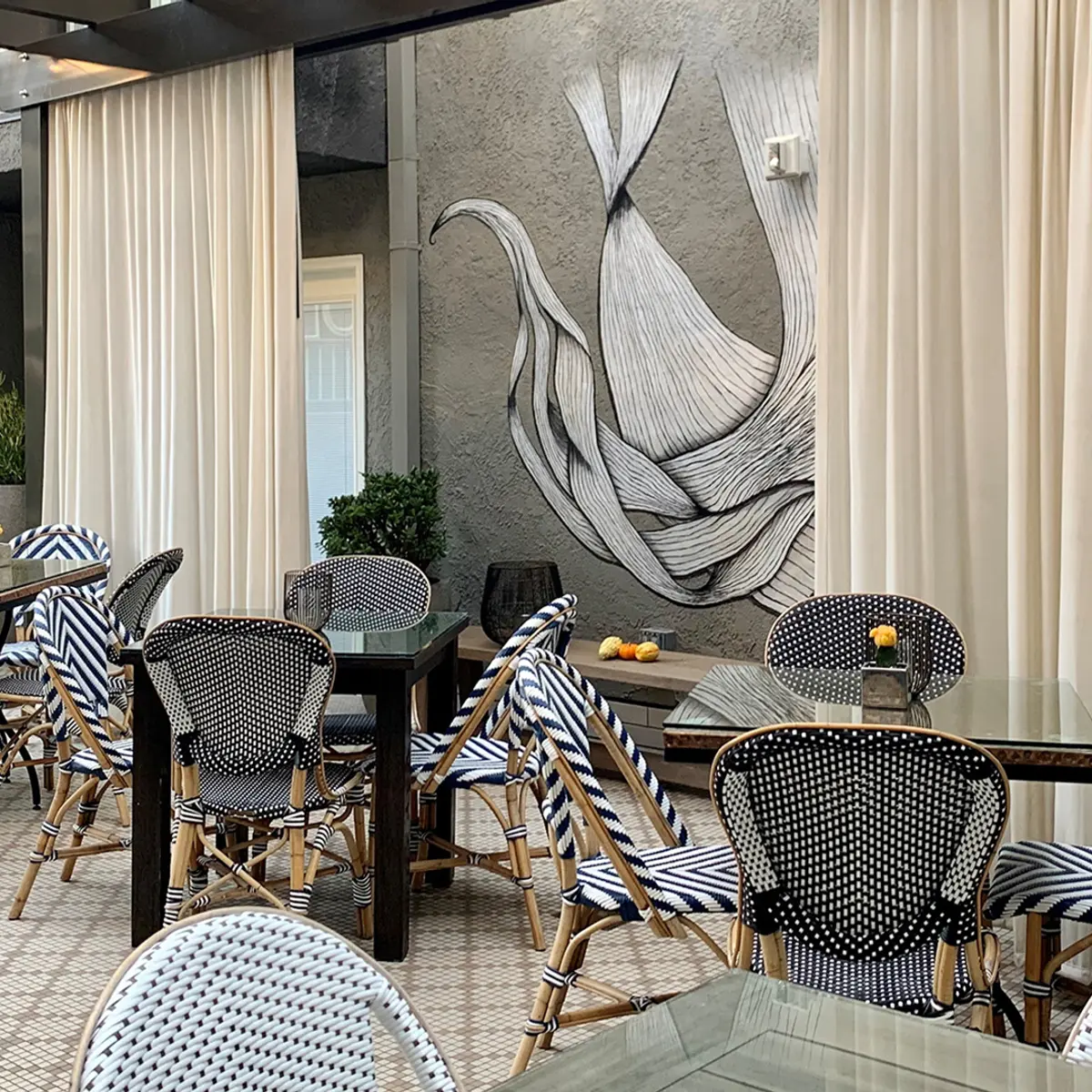 Chamberlain West Hollywood, Los Angeles, United States 2