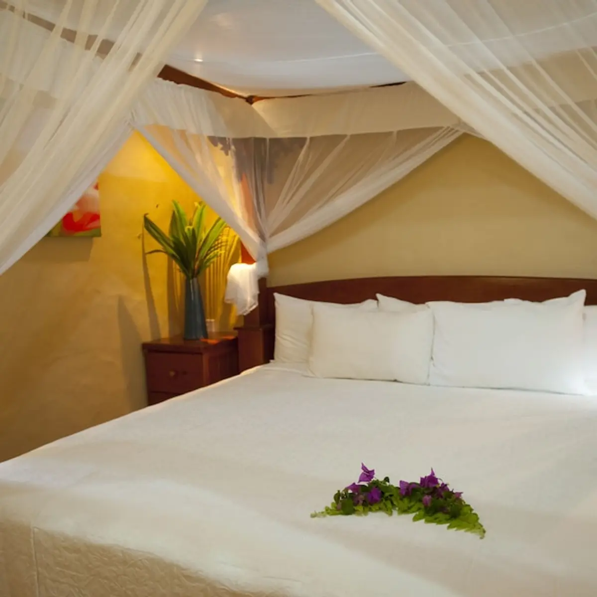 The Rarotongan Beach Resort & Lagoonarium, Rarotonga, Cook Islands 3