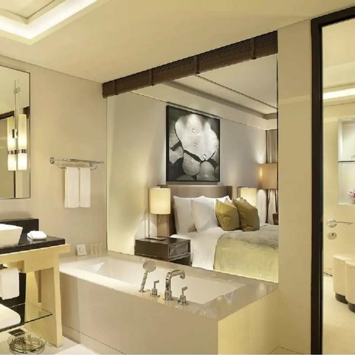 Siam Kempinski Hotel Bangkok, Bangkok, Thailand 7