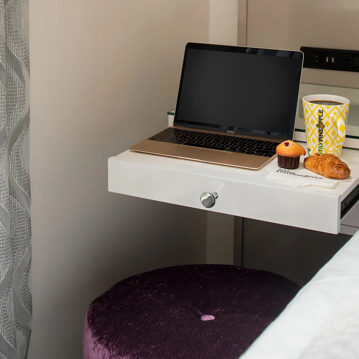 Staypineapple, An Artful Hotel, Midtown New York, New York, USA 8