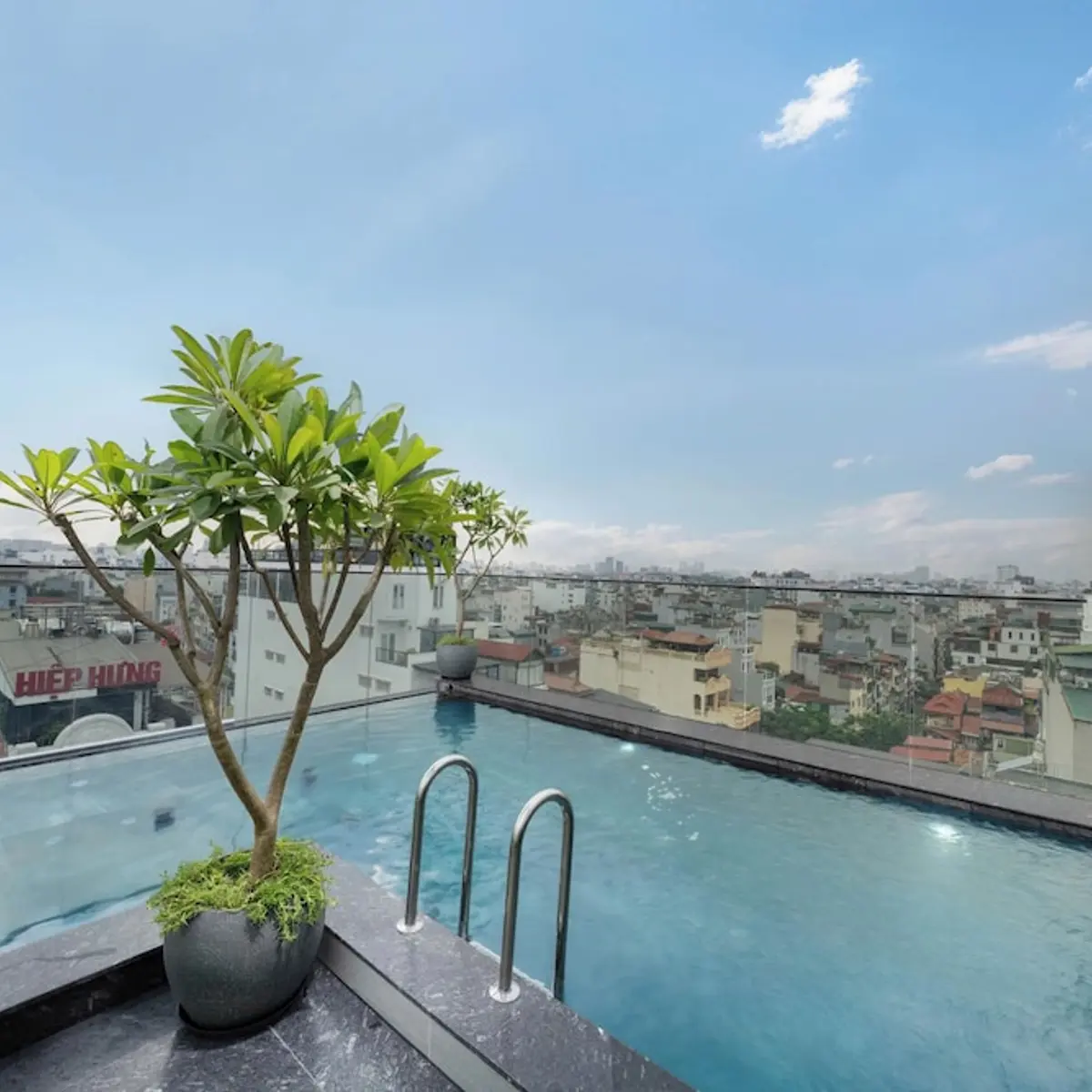 L’HÔTEL du LAC Hanoi, Hanoi, Vietnam 1