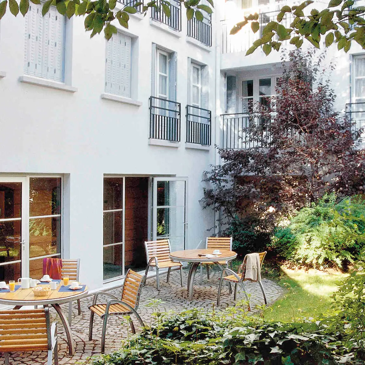 Aparthotel Adagio Paris Montmartre, Paris, France 1