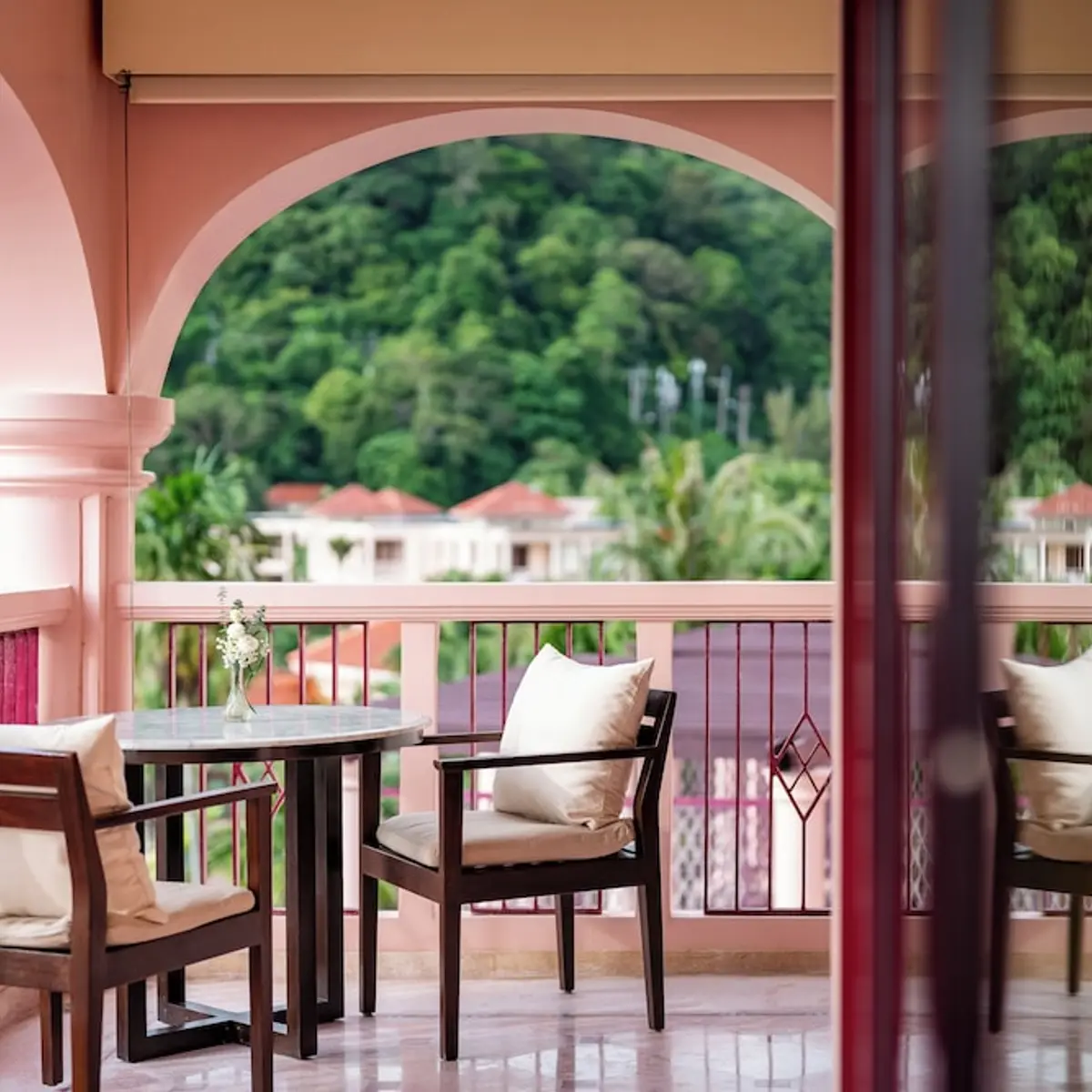 Centara Grand Beach Resort Phuket, Karon, Thailand 8