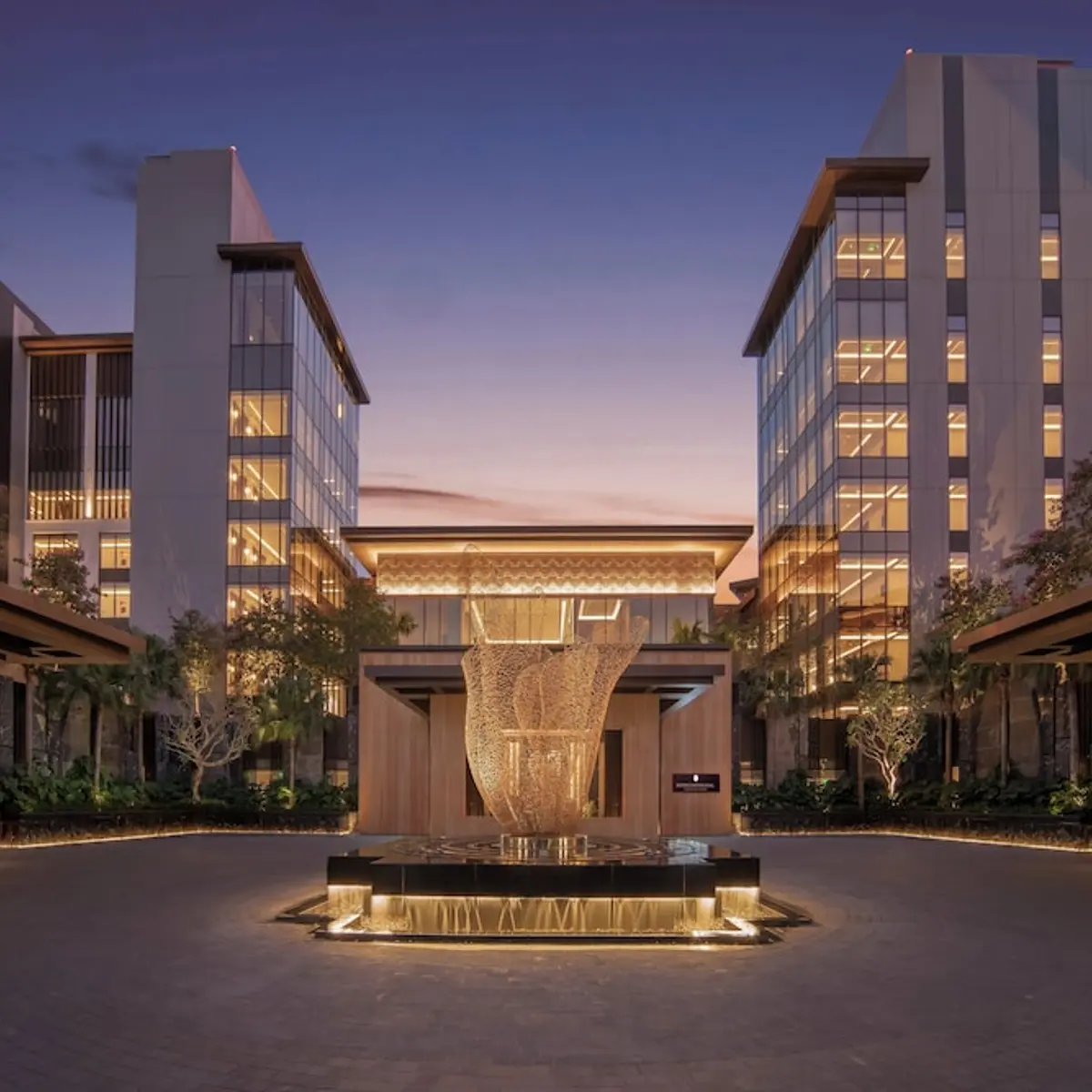 InterContinental Halong Bay Resort by IHG, Bai Chay, Vietnam 1