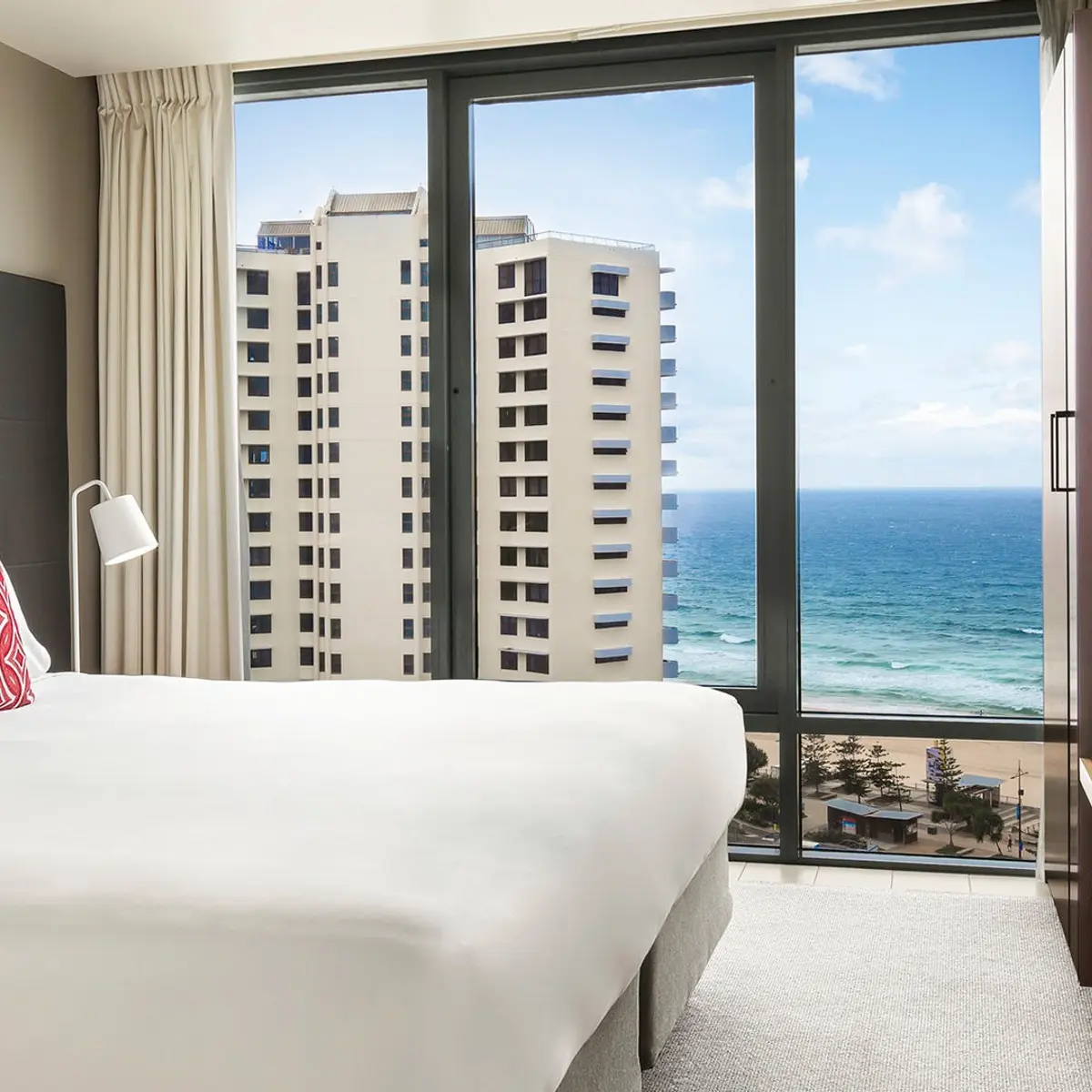 Mantra Legends Surfers Paradise, Gold Coast, Queensland  3