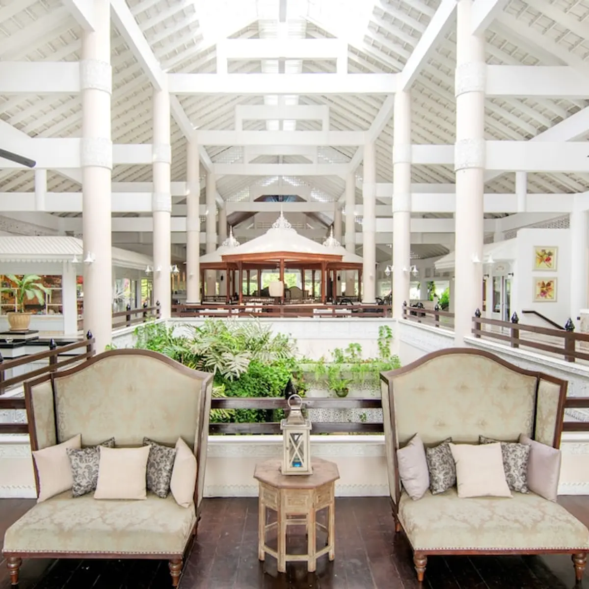 Thavorn Palm Beach Resort Phuket, Karon, Thailand 3