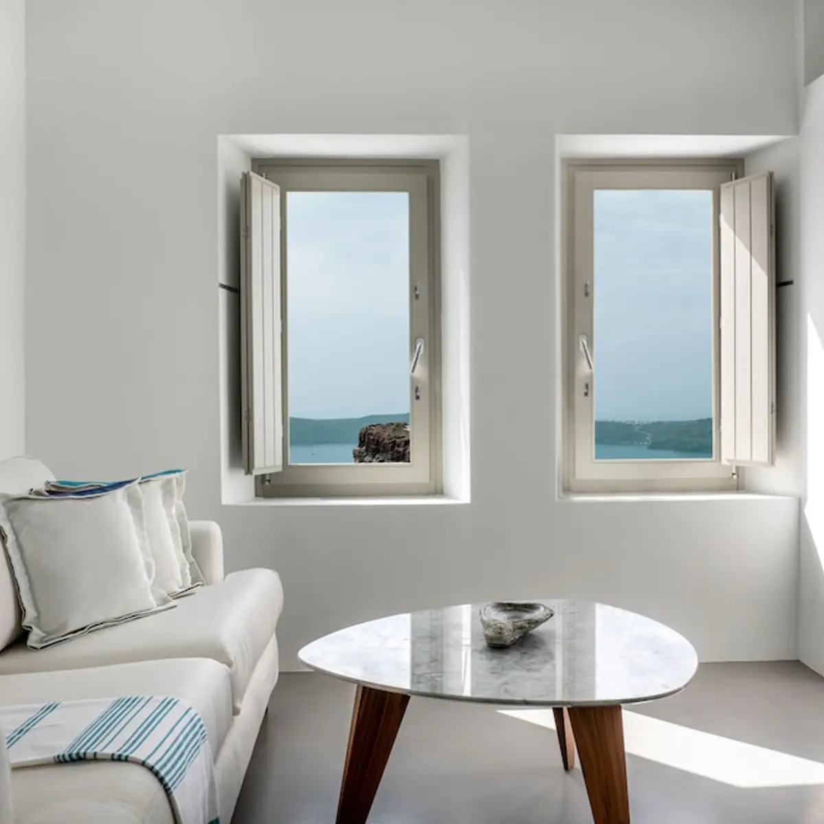 Grace Hotel, Auberge Collection, Santorini, Greece 8