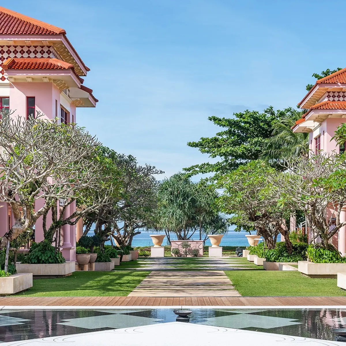 Centara Grand Beach Resort Phuket, Phuket, Thailand 5