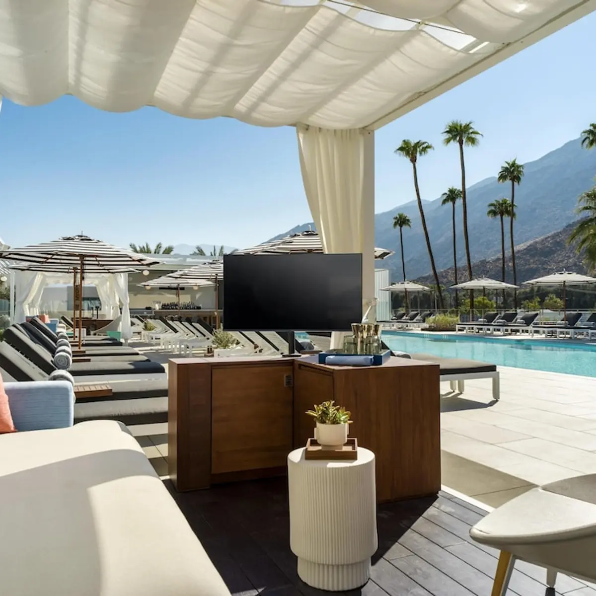 Thompson Palm Springs, by Hyatt, Palm Springs, United States 6