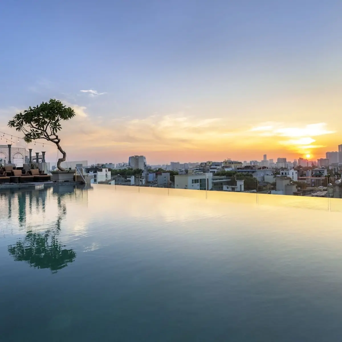 Peridot Grand Luxury Boutique Hotel, Hanoi, Vietnam 1