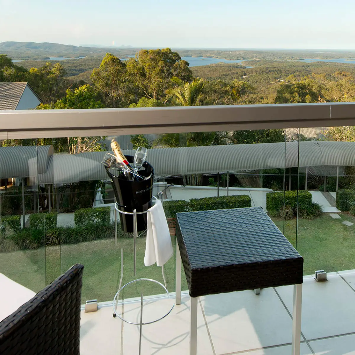 Mercure Clear Mountain Lodge, Clear Mountain, Queensland 8