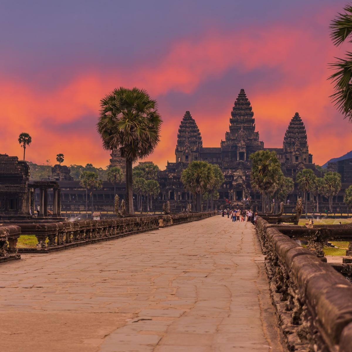 Deluxe 20-tägige Entdeckungsreise durch Vietnam, Kambodscha, Laos & Thailand 2027 mit Ha Long Bay, Siem Reap, Luang Prabang & Bangkok von  1
