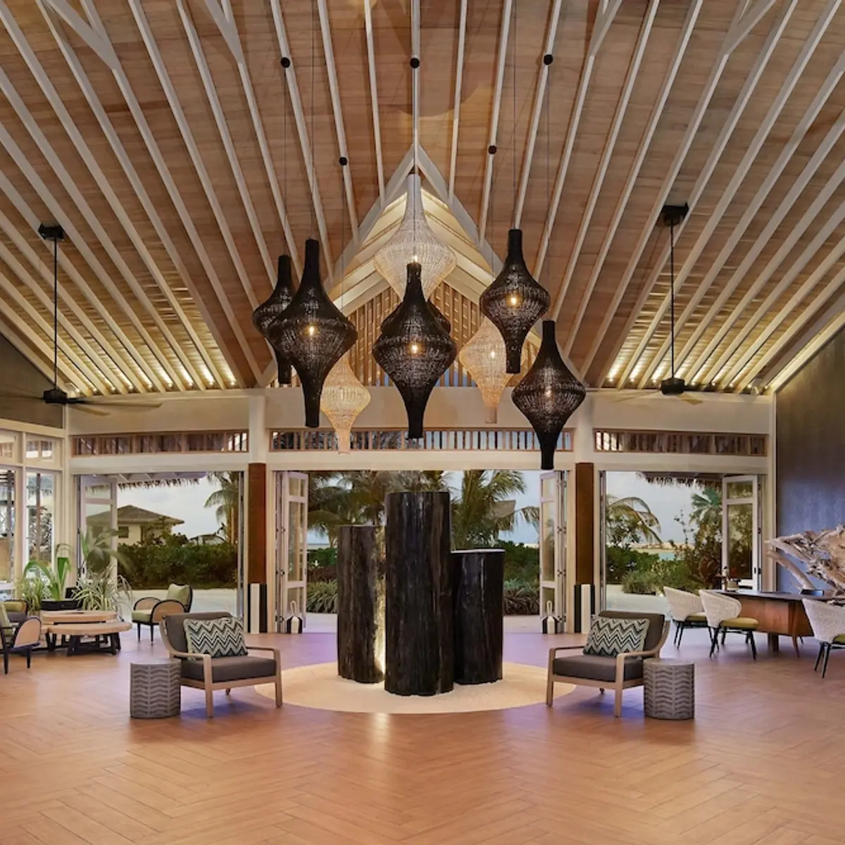 Le Meridien Maldives Resort & Spa, Thilamaafushi Island, Maldives 4