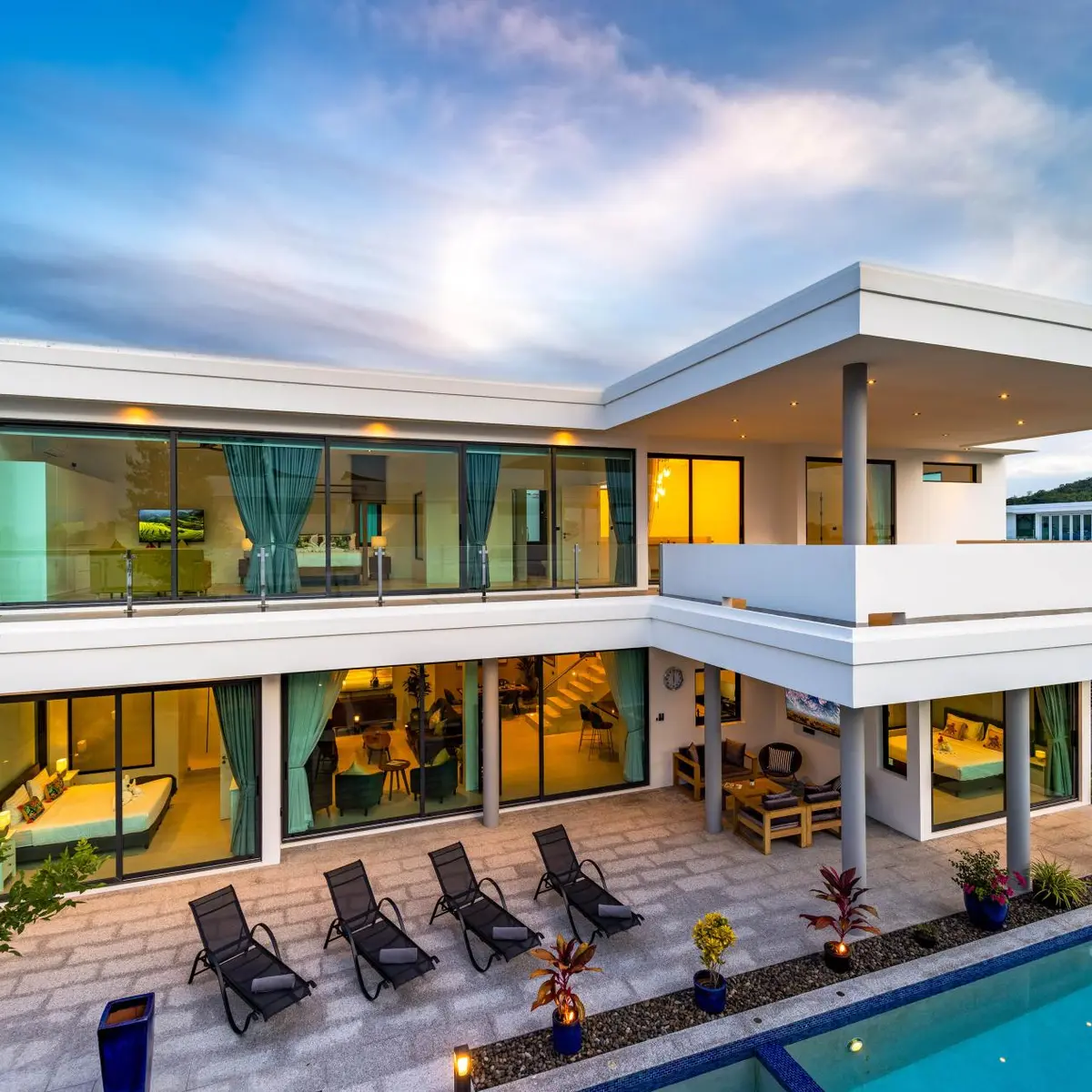 Luxury Modern 6 Bed Private Pool Villa, Hua Hin, Thailand 1