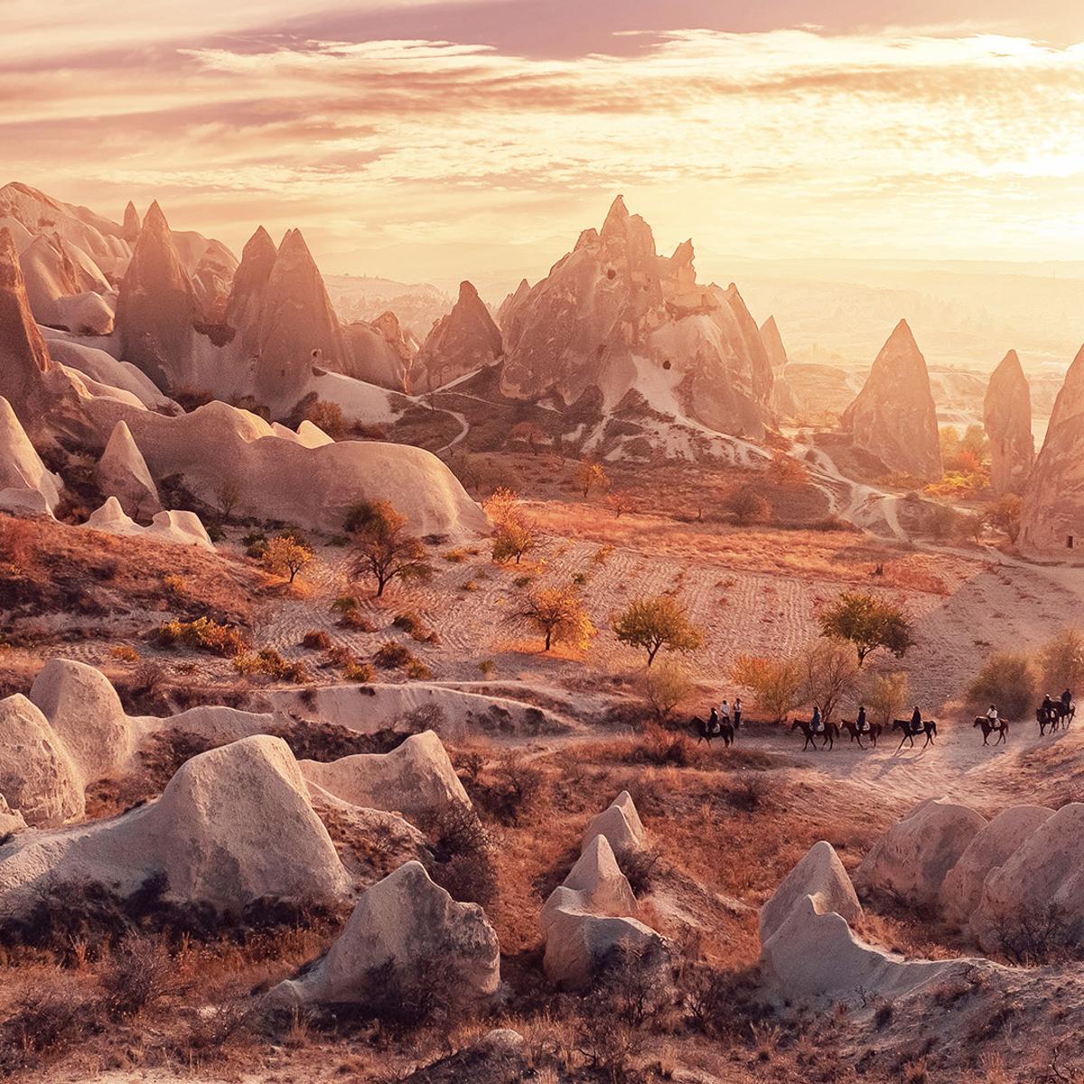 Premium 16-Day Best of Turkiye 2027 with Pamukkale, Bodrum & Cappadocia Cave Stay by  6