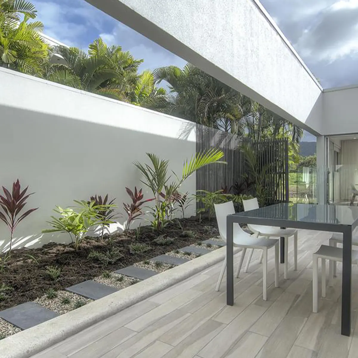 Pool Resort Port Douglas, Port Douglas, Queensland 8