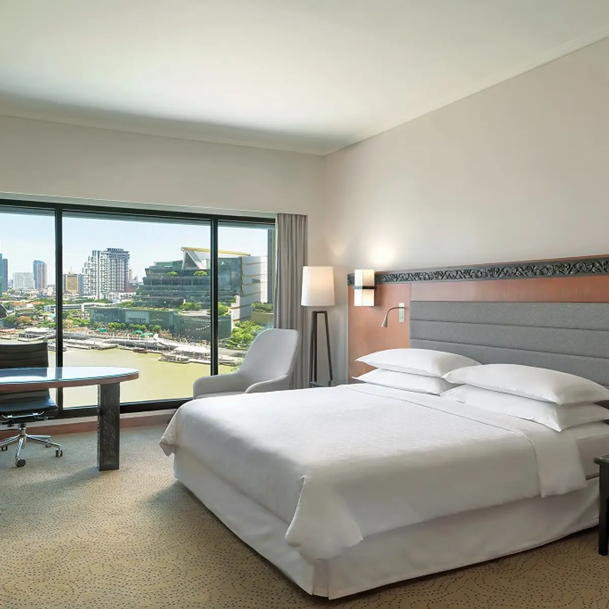 Royal Orchid Sheraton Riverside Hotel Bangkok, Bangkok, Thailand 3