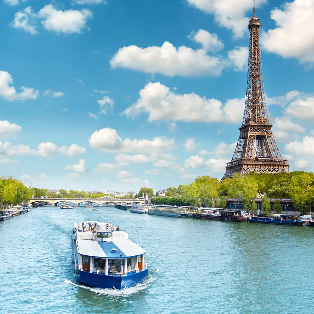 Hotel Plaza Tour Eiffel, Paris, France 2