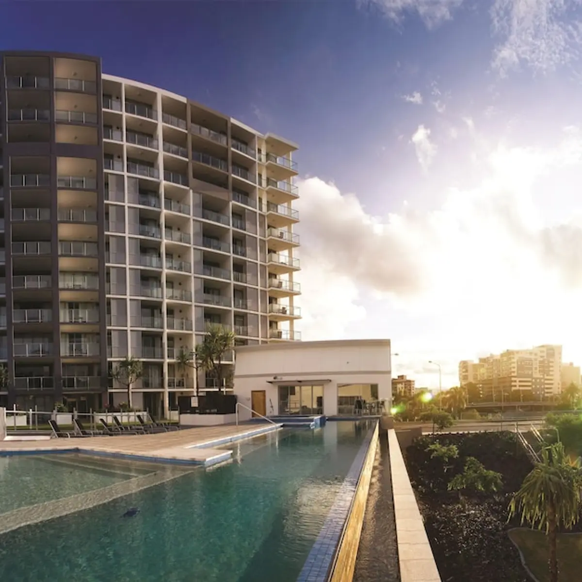 Oaks Townsville Gateway Suites, South Townsville, Australia 1