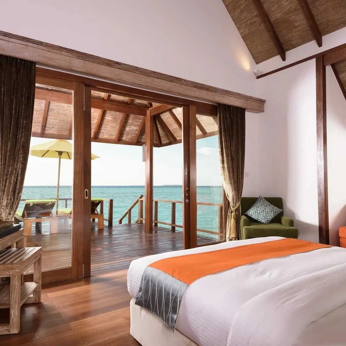 Dhigufaru Island Resort, Baa Atoll, Maldives 3