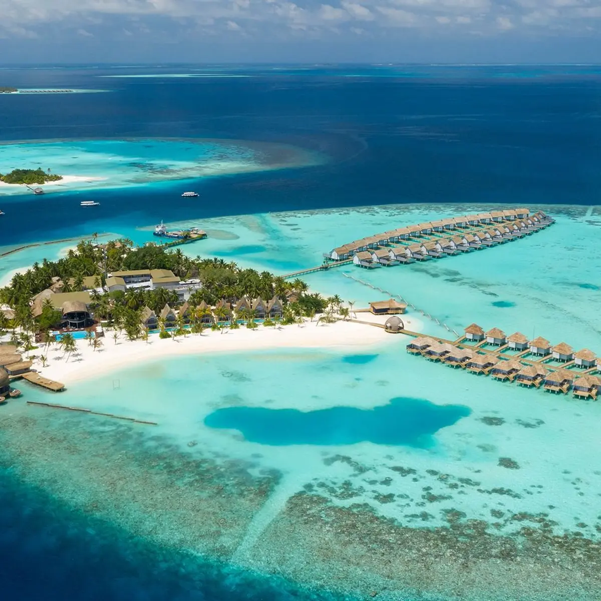 OUTRIGGER Maldives Maafushivaru Resort, Atoll d’Ari Sud, Maldives 1