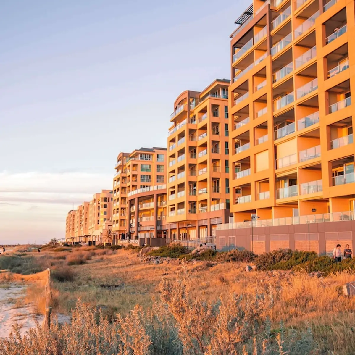 Oaks Glenelg Plaza Pier Suites, Glenelg, Australia 1