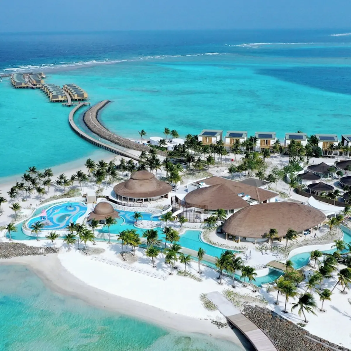 Centara Mirage Lagoon Maldives, Kodhipparu Falhu, Maldives 1