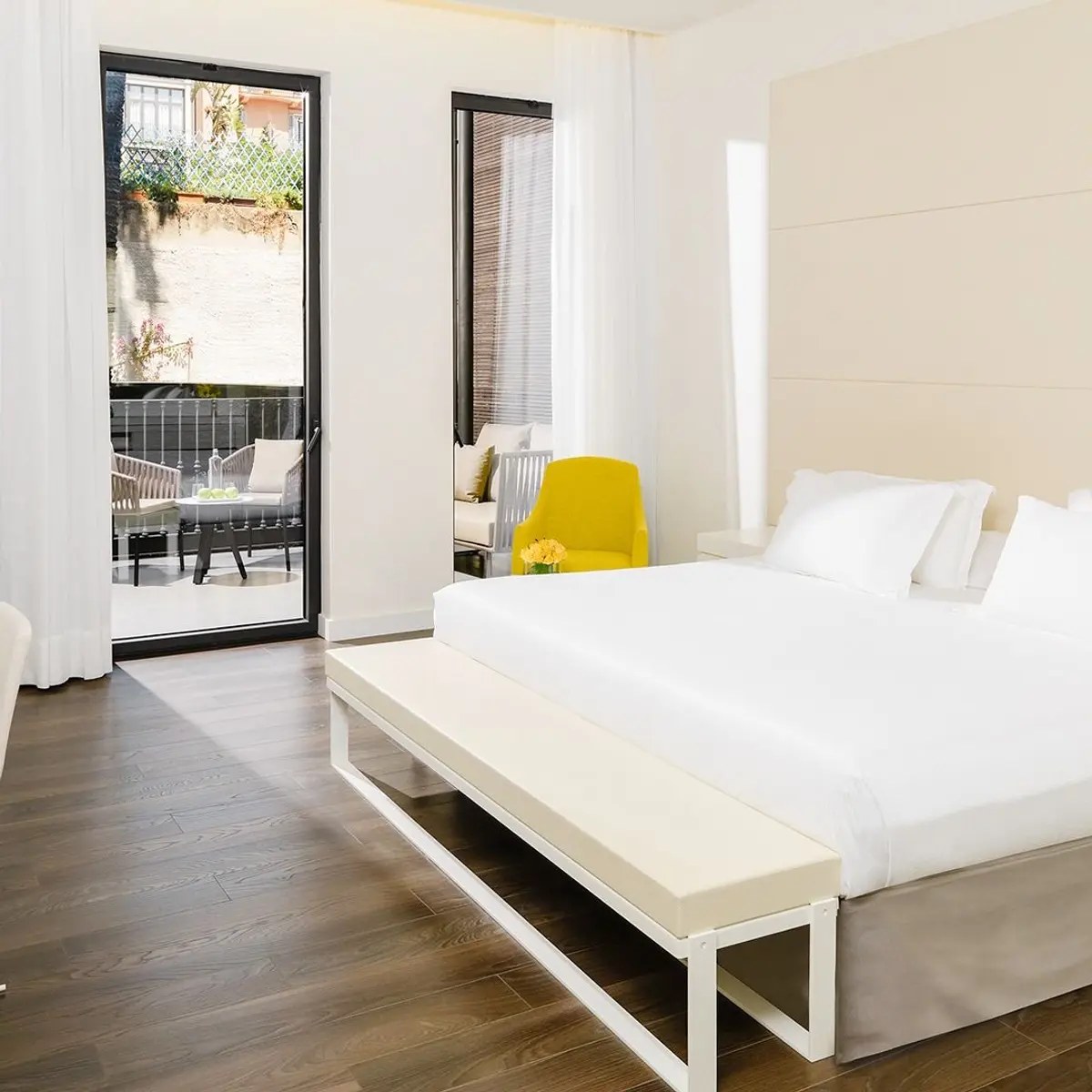 H10 Urquinaona Plaza, Barcelona, Spain 3