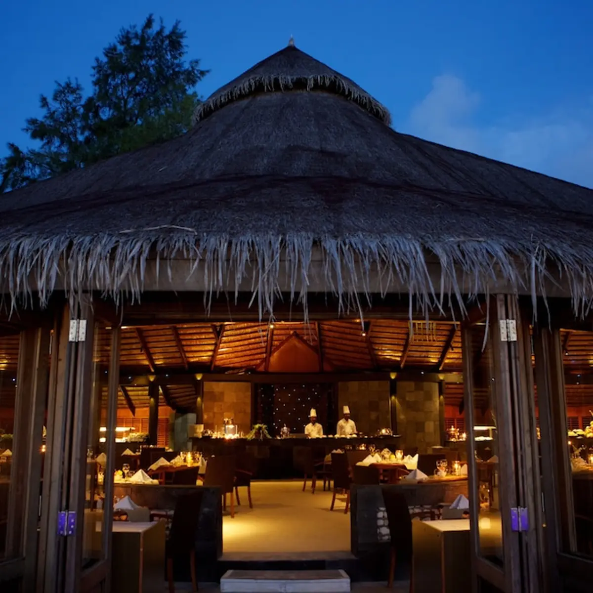 Komandoo Maldives Island Resort, Komandoo, Maldives 8