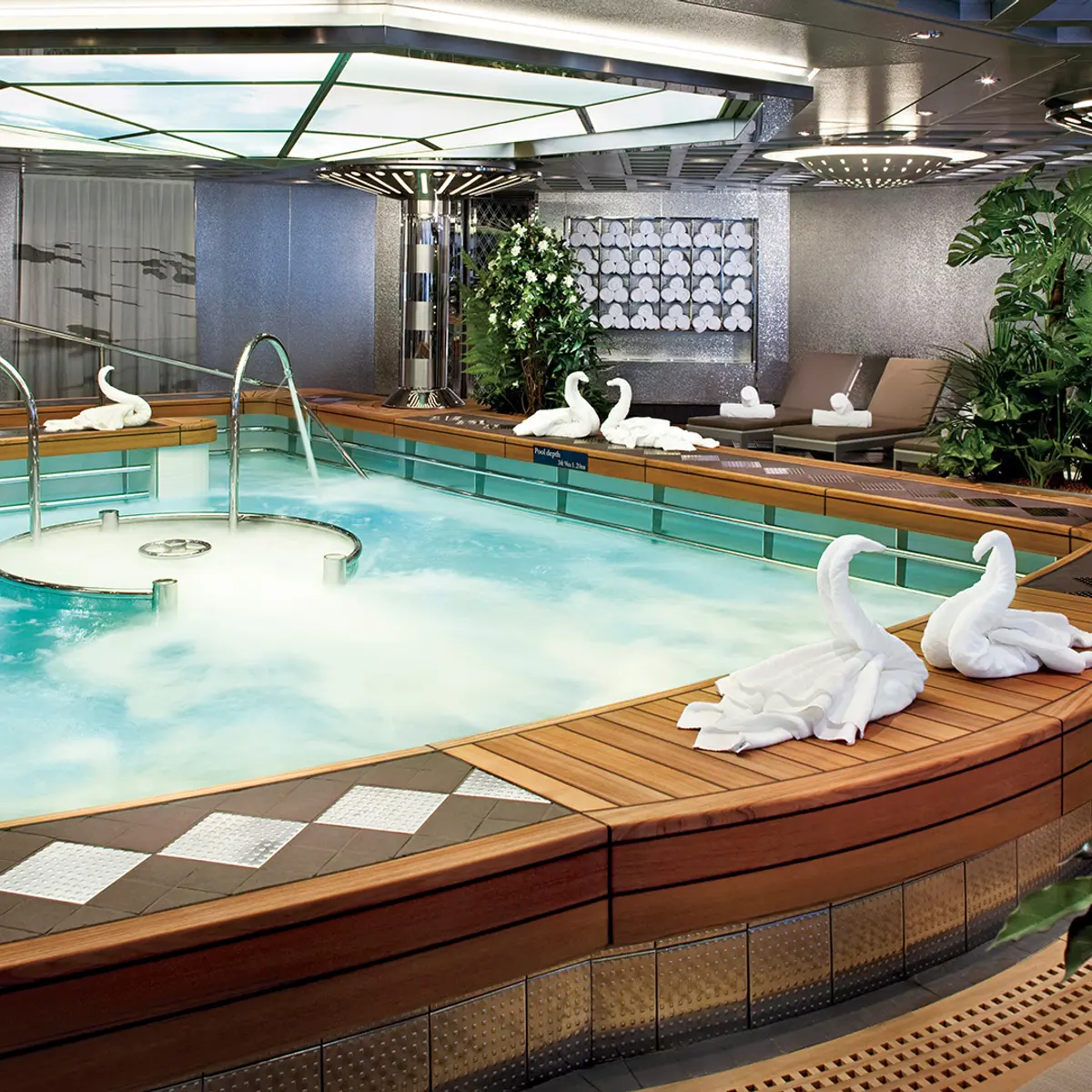 21-Night Vancouver to Fort Lauderdale Panama Canal Voyage on Nieuw Amsterdam with Nieuw Amsterdam 4