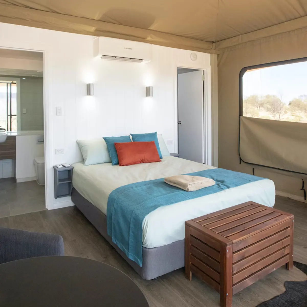 Kings Creek Station, Petermann, Australia 3