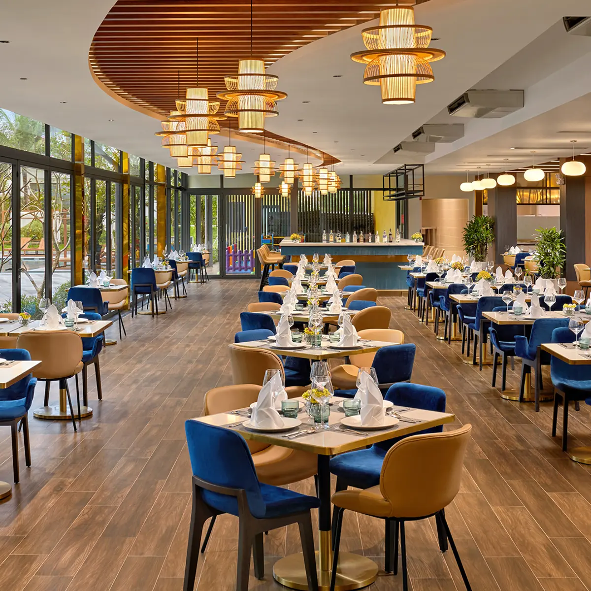 Wyndham Royal Beachfront Resort & Spa Hoi An Danang, Hoi An, Vietnam 6