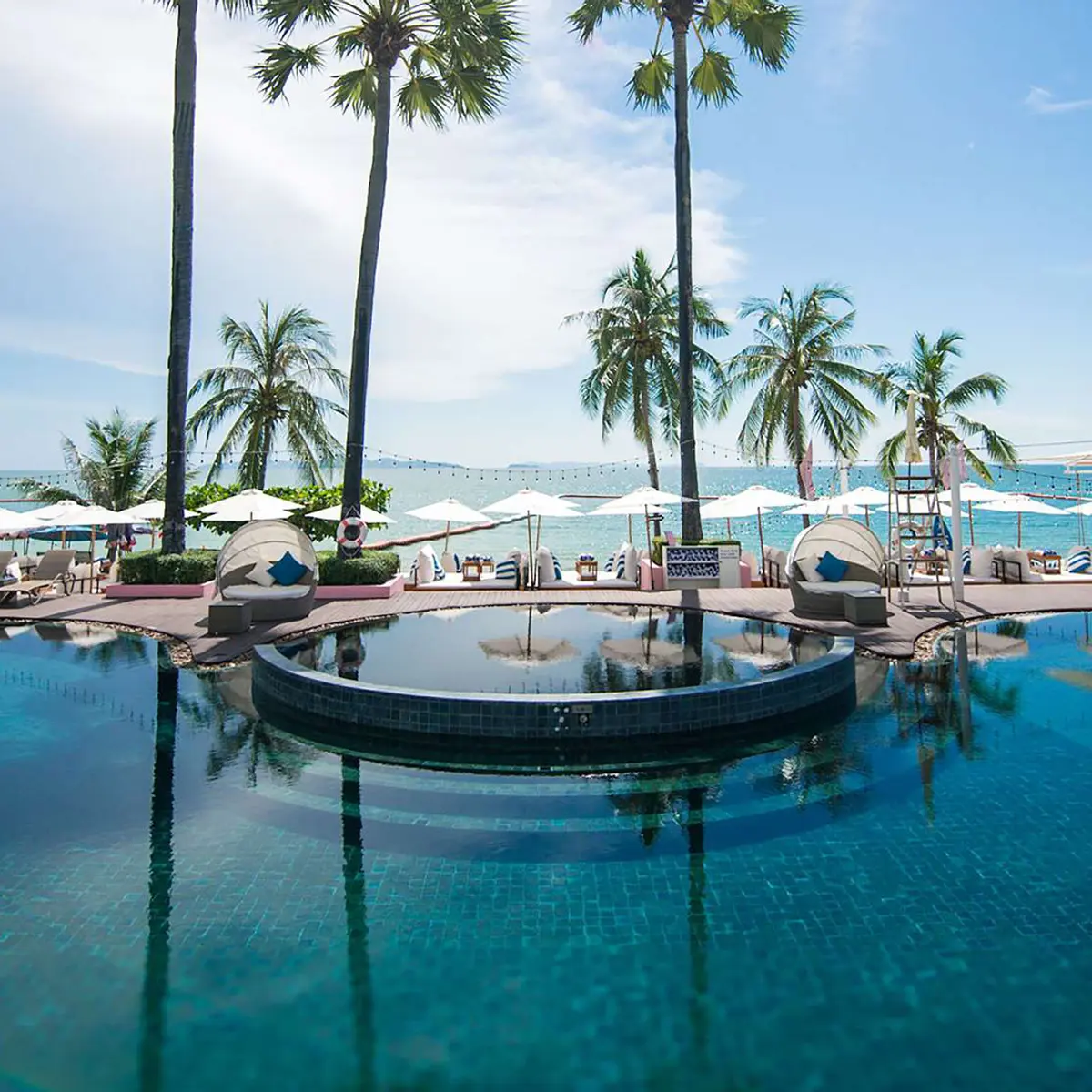Pullman Pattaya Hotel G, Pattaya, Thailand 1