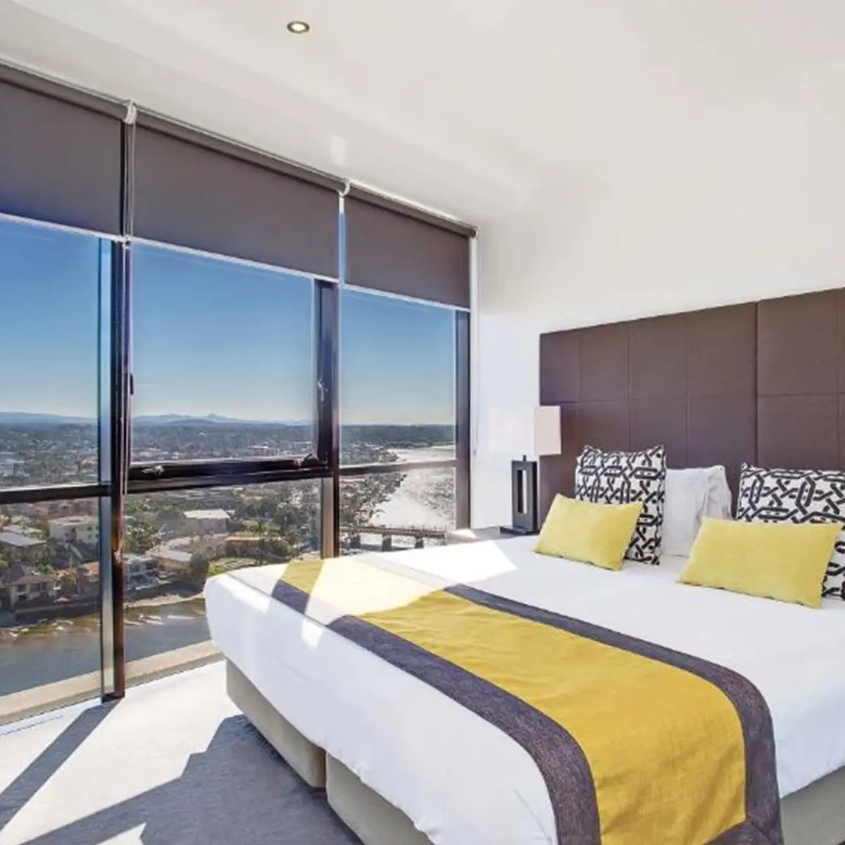 Mantra Circle on Cavill Surfers Paradise, Gold Coast, Queensland 3