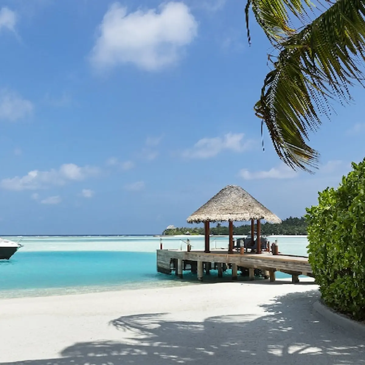 Anantara Dhigu Maldives Resort, Dhigufinolhu, Maldives 2