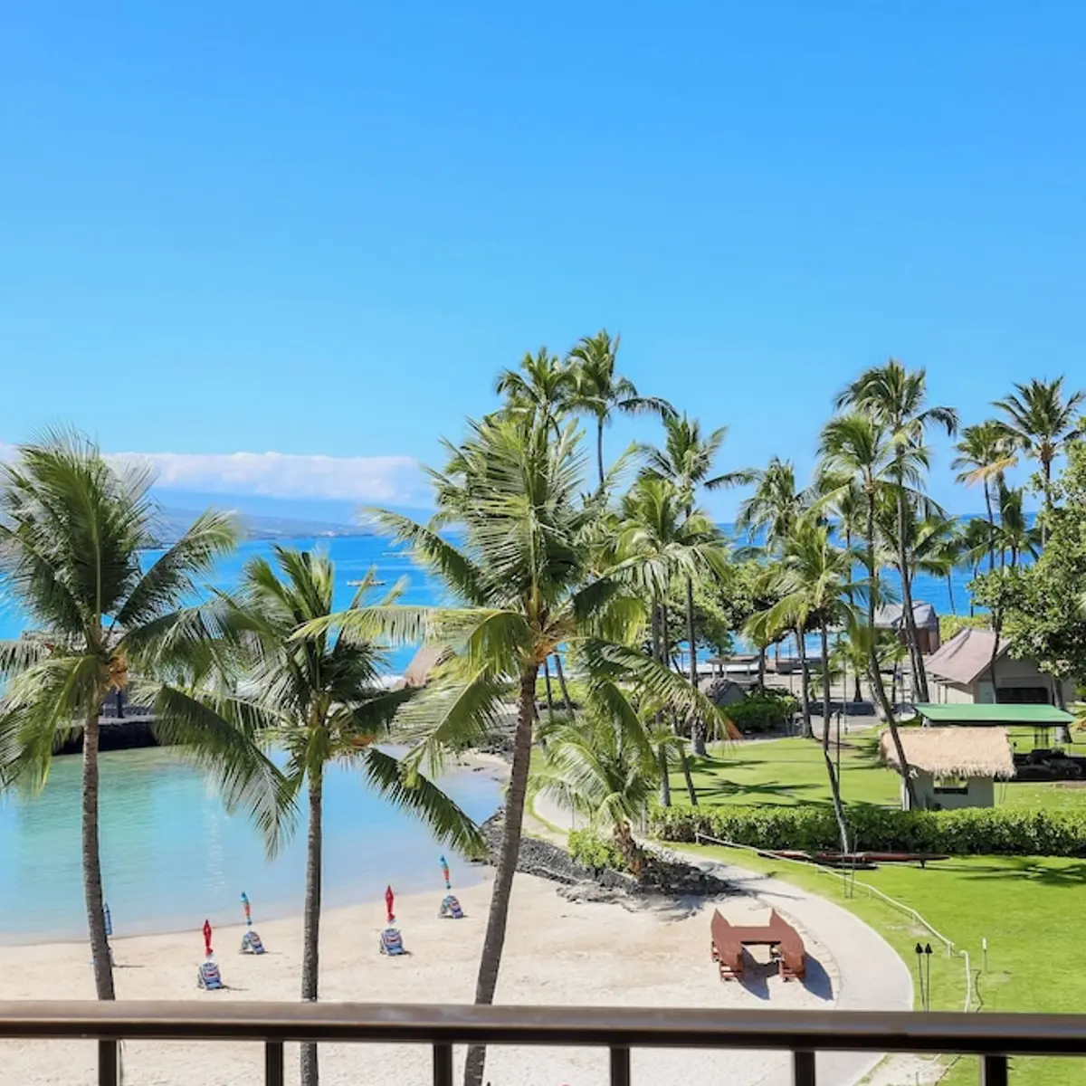 Courtyard by Marriott King Kamehameha's Kona Beach Hotel, Kailua-Kona, United States 5