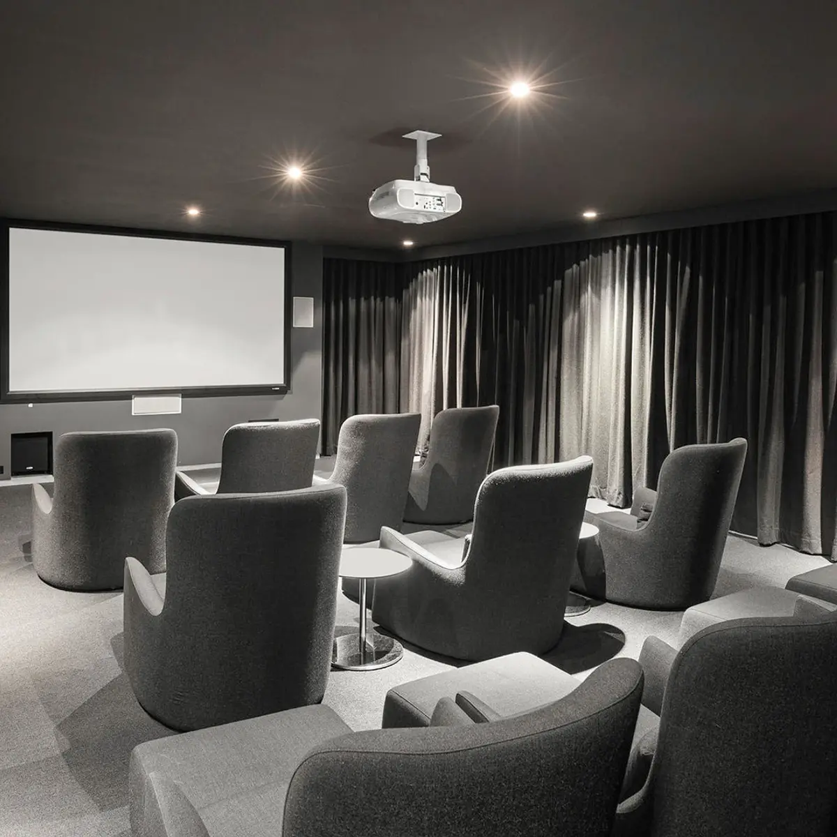 Mantra Circle on Cavill Surfers Paradise, Surfers Paradise, Australia 6