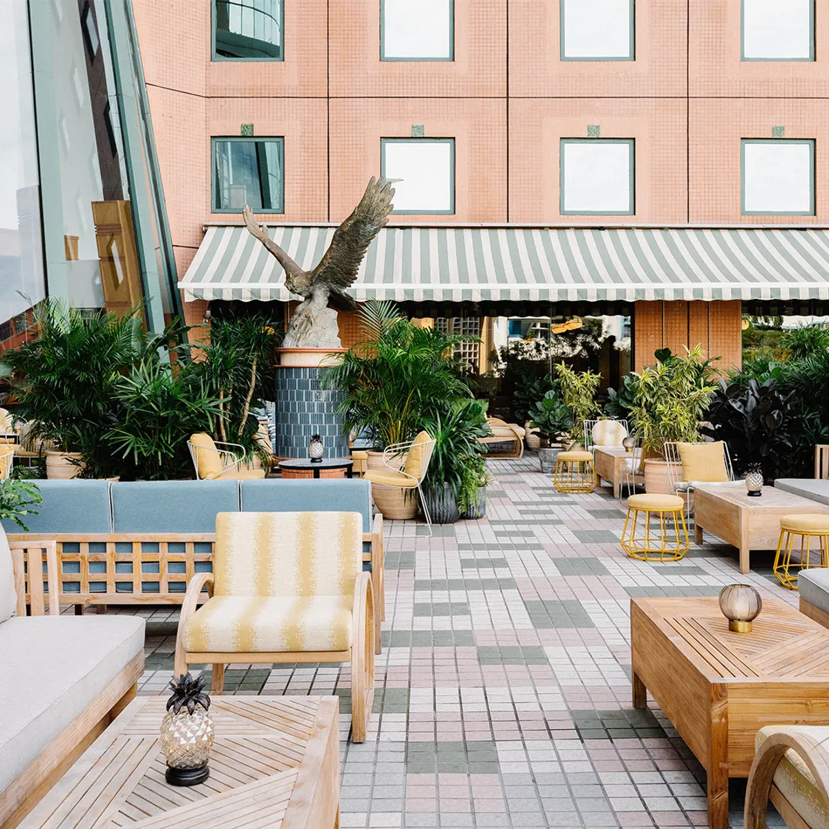 Eaton HK, Langham Hospitality Group, Kowloon, Hong Kong 8