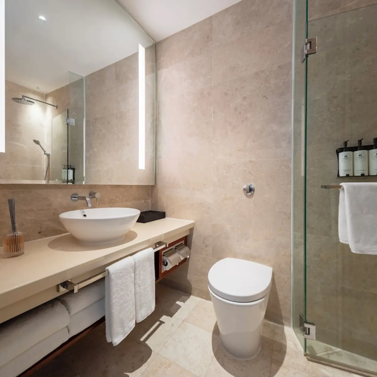 Novotel Singapore Robertson Quay, Singapore, Singapore 2