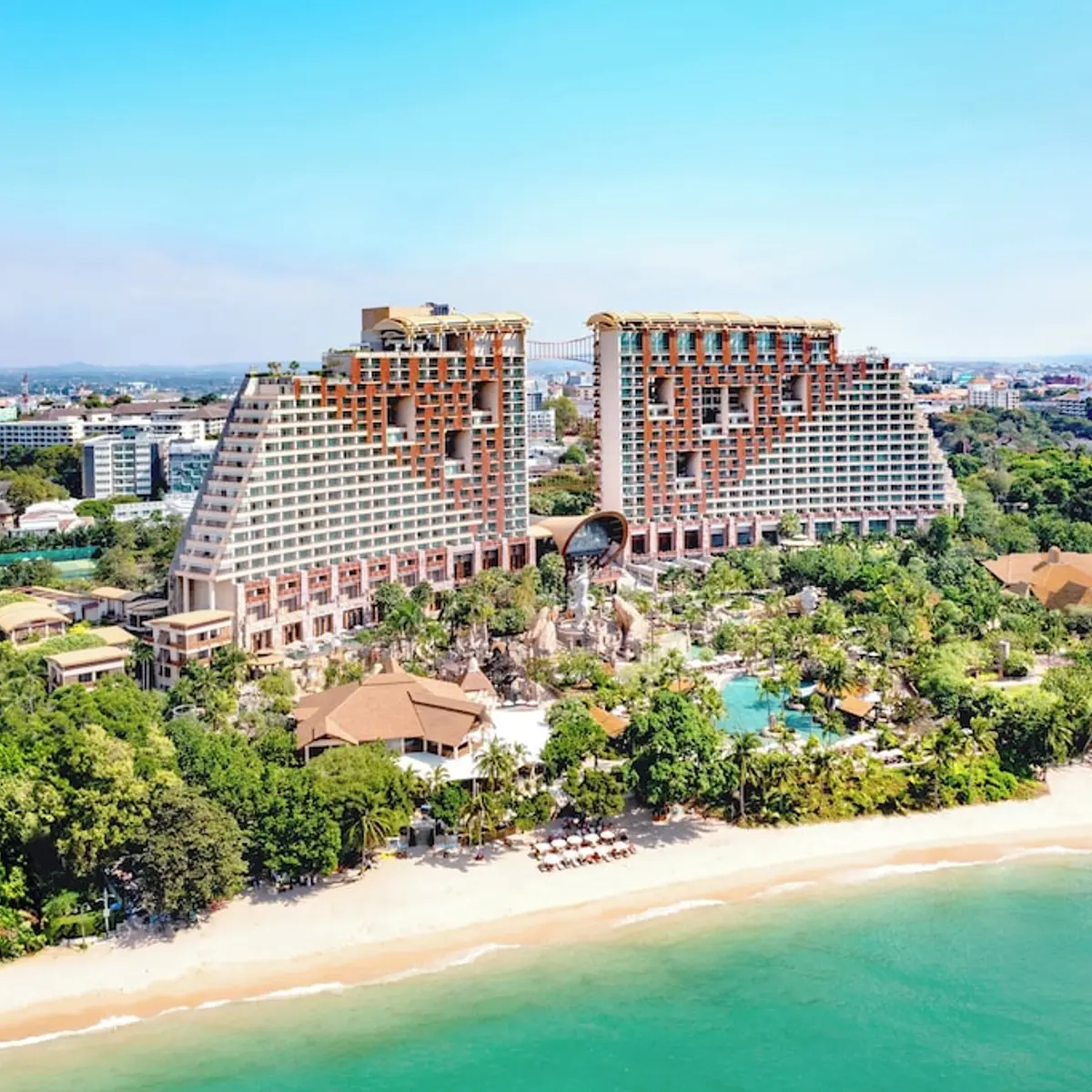 Centara Grand Mirage Beach Resort Pattaya, Pattaya, Thailand 1