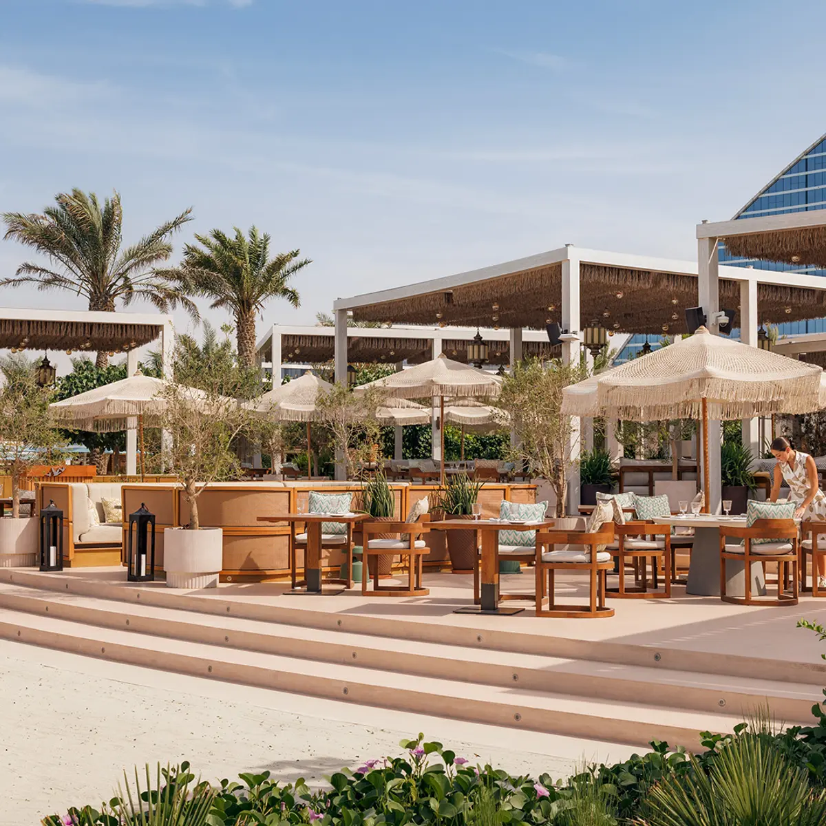 Jumeirah Beach Hotel, Dubai, United Arab Emirates 2