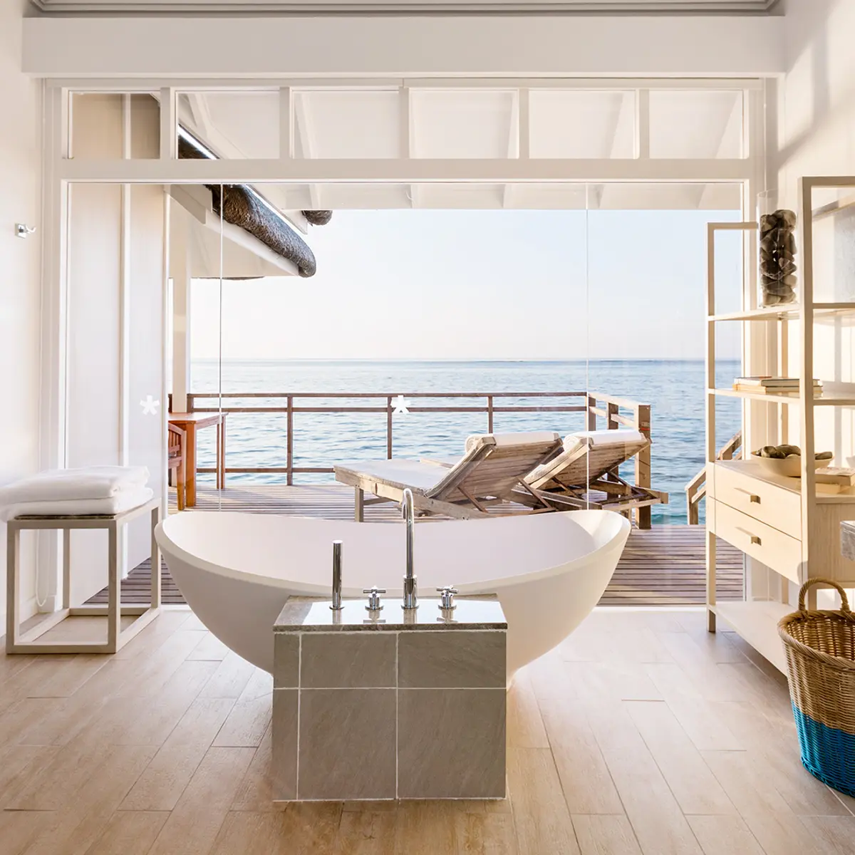 LUX* South Ari Atoll, South Atoll, Maldives 7